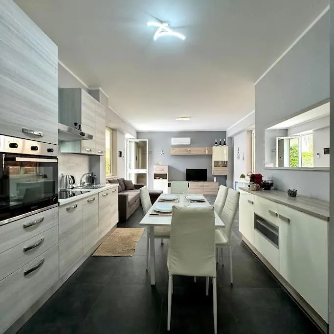 Sicilian Retreat - Mondello Beautiful Apartment Palermo