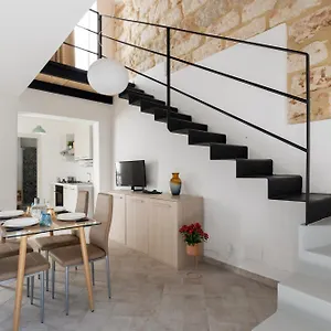 Rys Mondello House Appartamento